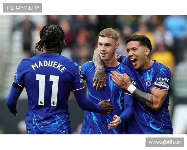 青年蓝军豪取连胜 击败狼队再创新高